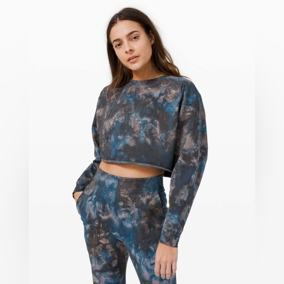 Lululemon LA Pullover Crew in Watercolor Wash Lunar Rock / Black / Larkspur - Picture 1 of 6